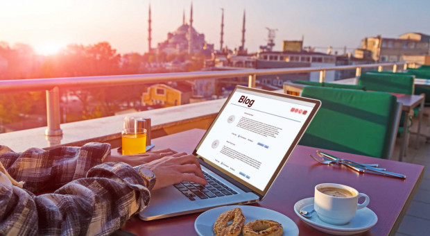 Agencja Hash.fm powołała do życia Fameshop - sklep internetowy przeznaczony wyłącznie dla influencerów (fot. Shutterstock) Powstał specjalny sklep. By z niego skorzystać musisz być influencerem