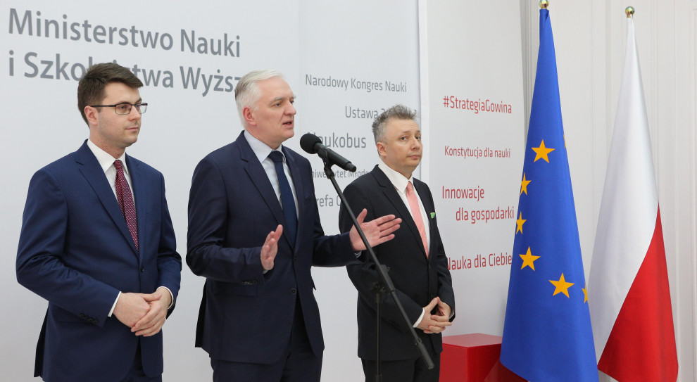 Wykładowcy akademiccy będą zarabiać więcej po przyjęciu Konstytucji dla Nauki. (fot.nauka.gov.pl) Płace na uczelniach wyższych w górę. Jarosław Gowin podpisał rozporządzenie w tej sprawie