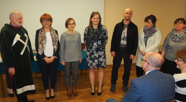 Wręczenie certyfikatów odbyło się w siedzibie Stowarzyszeni Miłośników Ziemi Tarnogórskiej (Fot. SMZT) Przeszkolono 50 nowych przewodników po zabytkach UNESCO