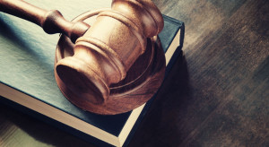 Pracownice skazane za zawłaszczenie pieniądzy DPS (fot.shutterstock) Byli pracownicy DPS ukradli pieniądze ośrodka. Zostali skazani