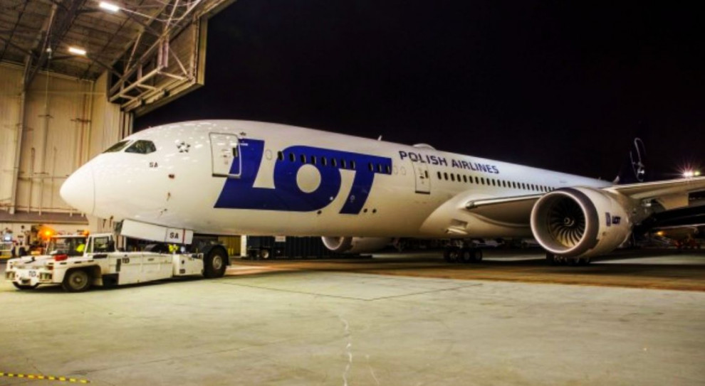 Istnieje zagrożenie, że z powodu strajku na początku maja nie wystartują samoloty LOT. Na zdjęciu Boeing 787-9 Dreamliner (fot.mat. pras.) PLL Lot: Spór o wynagordzenia. Samoloty nie wystartują na początku maja?