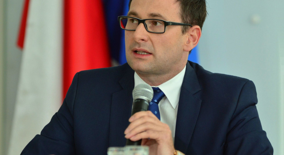 Daniel Obajtek, pełniąc funkcje publicznie na przestrzeni kilkunastu lat rokrocznie składał powszechnie dostępne oświadczenia majątkowe. Oświadczenia te były przedmiotem kilkunastu kontroli właściwych organów w tym Centralnego Biura Antykorupcyjnego (fot.flickr/Ministerstwo Energii) Prezes PKN Orlen podał nieprawdziwe informacje w oświadczeniu majątkowym?