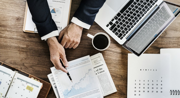 Ważne jest, aby przedsiębiorcy i przedstawiciele administracji traktowali się jak partnerzy (fot. pixabay.com) Konflikty na linii przedsiębiorca-urzędnik. Rząd chce je definitywnie zażegnać