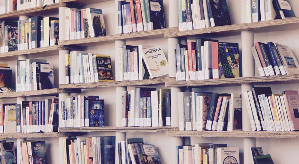 Proces rozpoczął się cztery lata temu. Akt oskarżenia obejmował ponad dwieście stron. (fot. pixabay.com) Ponad 1100 zarzutów dla byłej dyrektorki biblioteki