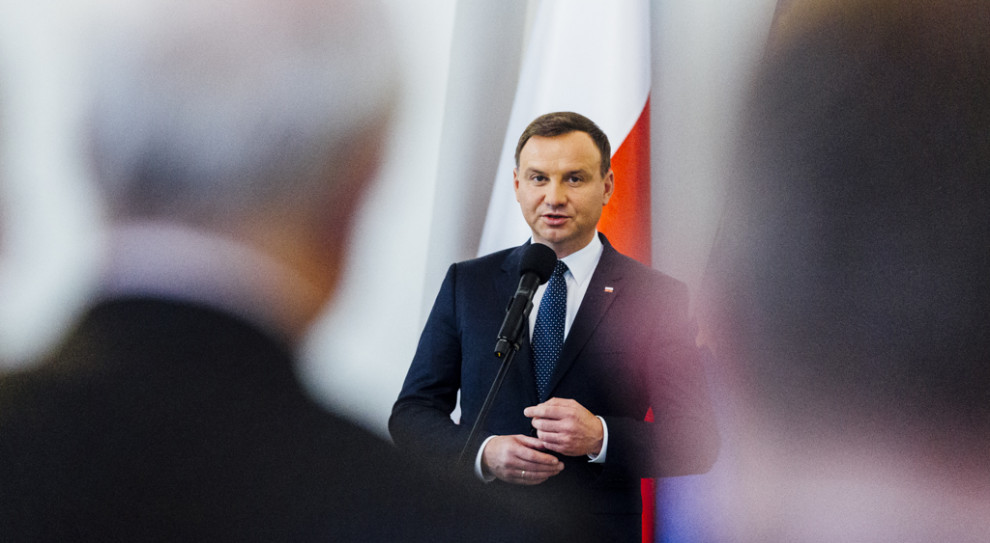 Prezydent Andrzej Duda wręczy nominacje podczas centralnych obchodów Dnia Strażaka (Fot. Andrzej Duda, fot.prezydent.pl) Trzej oficerowie Państwowej Straży Pożarnej otrzymali awanse na stopnie generalskie