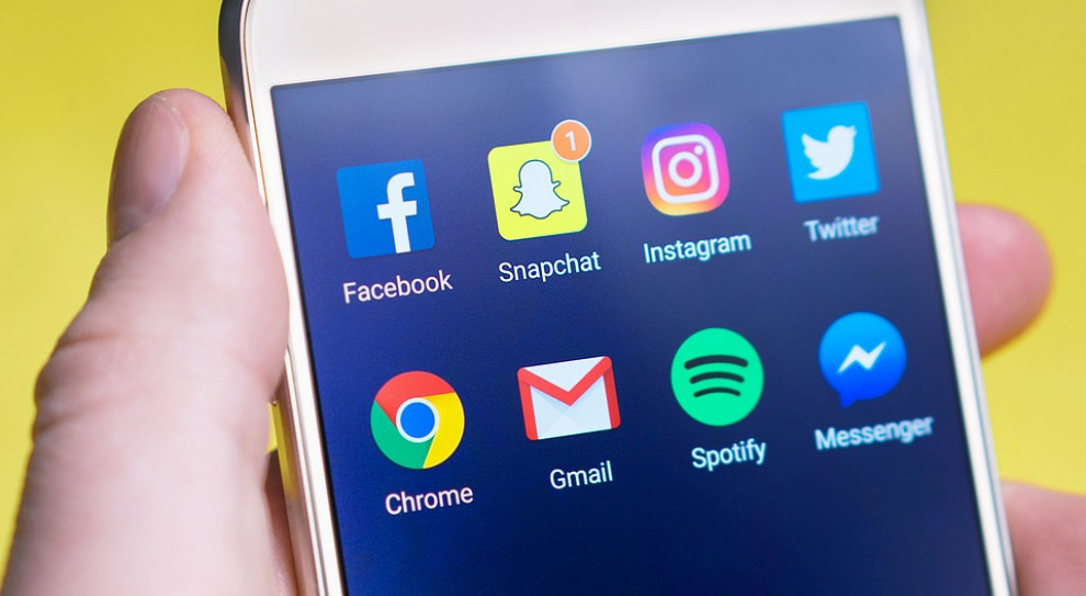 Snapchat to aplikacja mobilna służąca do wysyłania filmów i zdjęć. (fot. pixabay.com) Snapchat dołącza do kodeksu UE ws. walki z szerzeniem nienawiści w sieci