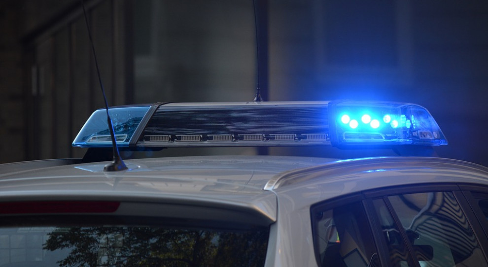 Do ranienia 37-letniego dzielnicowego w stopniu młodszego aspiranta doszło w piątek około godziny 5.30 w Biskupinie koło Żnina w czasie interwencji związanej ze zgłoszeniem przez właściciela domu włamania (fot. pixabay.com) Stan ranionego nożem policjanta stabilny