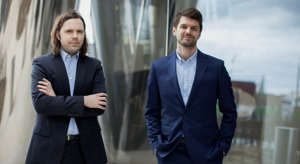 Arkadiusz Talun, dyrektor techniczny i współzałożyciel oraz Krzysztof Sobczak, dyrektor generalny Polski start-up Emplocity robi zagraniczną furorę