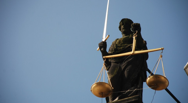 Na podstawie nowej ustawy o SN, która weszła w życie 3 kwietnia, I prezes SN zarządzeniem ustaliła, że ma być 36 ławników Sądu Najwyższego (fot. pixabay.com) Kancelaria Senatu: wpłynęło 19 zgłoszeń na ławników SN
