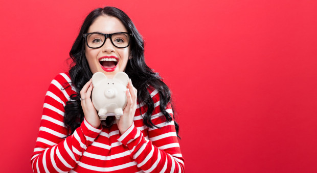 Programy emerytalne jeszcze nie przebiły się do pierwszej trójki najpopularniejszych benefitów, ale możliwe, że niedługo staną się bardzo popularne (fot.shutterstock) Program emerytalny - nowy benefit, który pomoże zatrzymać pracownika?