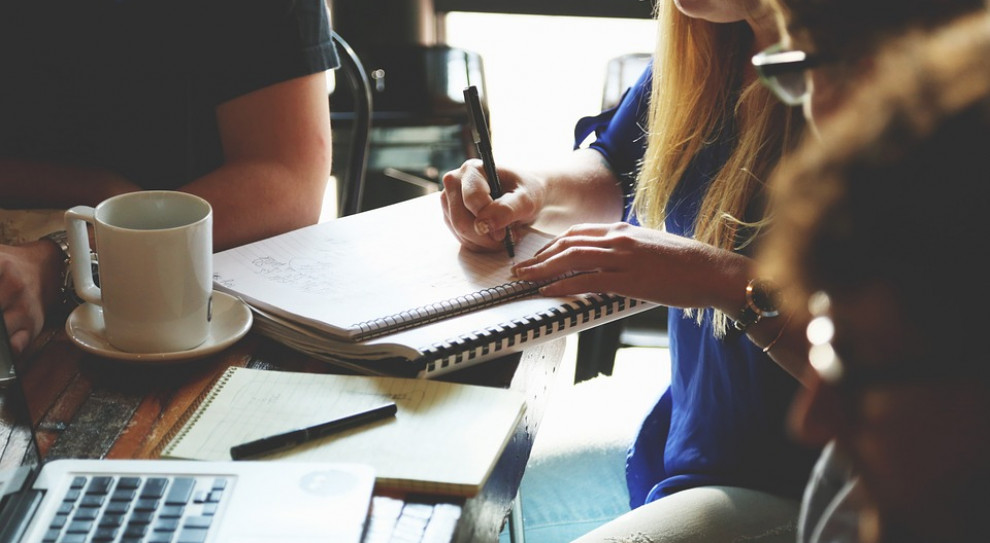 Z badania Randstad wynika, że są potrzeby pracowników, które – jeśli pracodawca im nie sprosta – często mogą przesądzić o odejściu z pracy (fot. pixabay.com) Co trzyma Polaków w miejscu pracy, a co sprawia, że odchodzą?