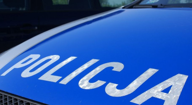 Policjanci rywalizują w konkurencjach sprawdzających ich wiedzę zawodową, wiedzę praktyczną, umiejętności działań na miejscu zdarzenia, umiejętność strzelania dynamicznego oraz udzielania pierwszej pomocy (fot.policja.pl) Policjanci walczą o tytuł "Policjanta służby kryminalnej roku 2018"