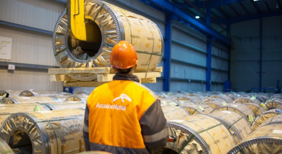 ArcelorMittal Poland zatrudnia ok. 11 tys. osób; kolejne ponad 3 tys. pracuje w spółkach zależnych. (Fot. PTWP) ArcelorMittal Poland zainwestuje ponad 1 mld zł w ochronę środowiska