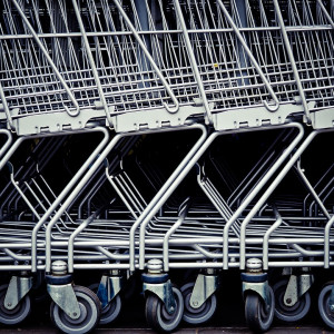 Kolejna brytyjska sieć detaliczna ma kłopoty. Sklepy w likwidacji, 6 tys. osób bez pracy