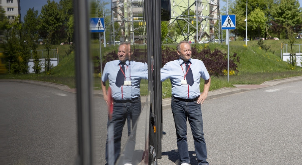 70 - tylu kierowców autobusów może znaleźć zatrudnienie w Gdańsku (fot. Jerzy Pinkas/gdansk.pl) W Gdańsku na już potrzeba 70 kierowców autobusów. Miastu grożą cięcia w rozkładzie jazdy