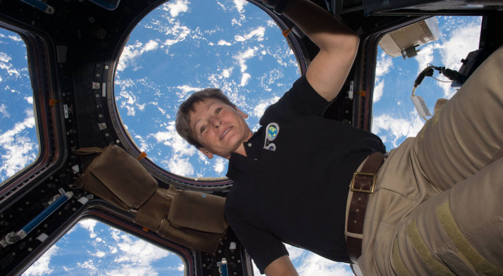Peggy Whitson była pierwszą kobietą dowodzącą ISS (Fot. NASA) Najsłynniejsza astronautka idzie na emeryturę