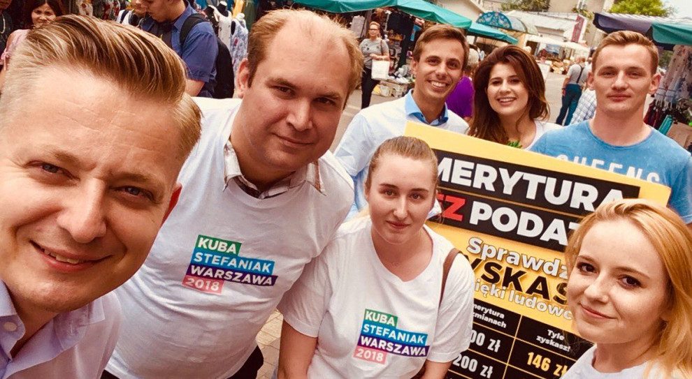 Stefaniak dodał, że bardzo ważną kwestią dla seniorów są także ceny żywności (fot. Jakub Stefaniak/twitter) Emerytura bez podatku. PSL nie składa broni, zbiera podpisy pod projektem