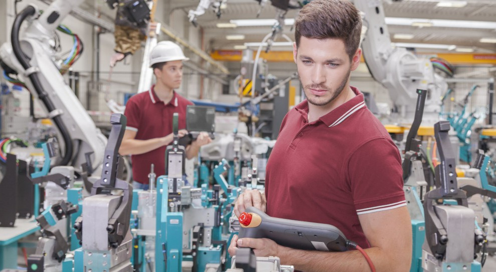 Polska ze swoją prognozą zatrudnienia dla sektora produkcji przemysłowej zajmuje czwarte miejsce wśród 26 rynków regionu EMEA (Fot. Shutterstock) ManpowerGroup: Praca w wakacje? Najlepiej w przemyśle
