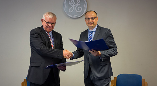 Pierwsze staże lub praktyki ruszą już 1 lipca 2018. (fot.pg.edu.pl) General Electric i Politechnika Gdańska podpisały porozumienie o współpracy