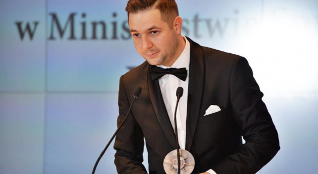 Patryk Jaki potwierdził że będzie prowadził zajęcia ze studentami, jego doktorat będzie poświęcony systemowi penitencjarnem Fot. Facebook Patryk Jaki złożył wniosek o otwarcie przewodu doktorskiego na Uniwersytecie Opolskim