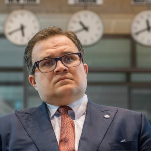 Pensje prezesa Pekao o ponad połowę niższe