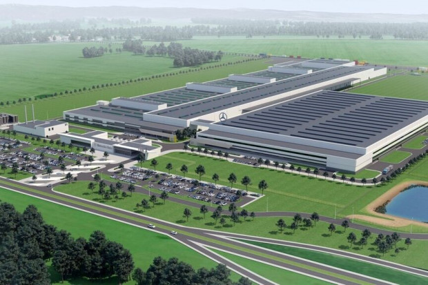Polska fabryka Mercedesa już zatrudnia, choć jeszcze nie zaczęła pracować