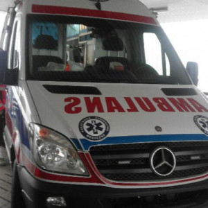 Dyrektor wypowiedział umowy ratownikom medycznym. Chętnych na ich miejsca brak