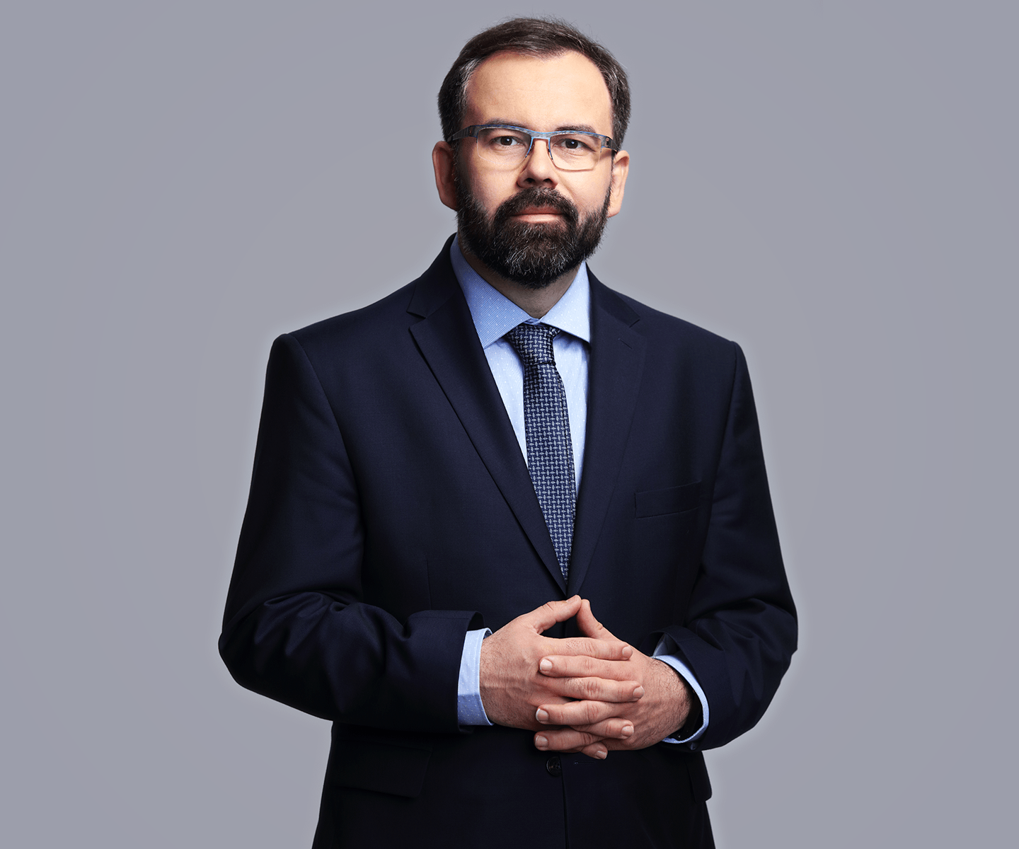 Liwiusz Laska specjalizuje się m.in. w prawie pracy.