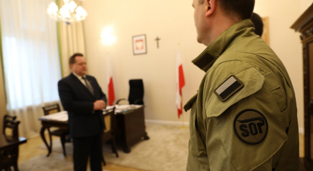 Powołanie Zastępców Komendanta Służby Ochrony Państwa. Fot. sop.gov.pl Szef MSWiA i SOP przeprosili za ulotkę z wizerunkiem nieżyjących funkcjonariuszy