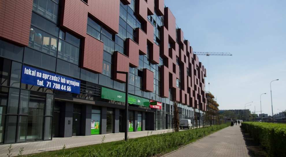 Odpowiednio usytuowana siedziba firmy pomaga dotrzeć do wybranej grupy docelowej. Fot. mat. prasowe Przestrzeń na miarę biznesu. Czym kierować się przy wyborze lokalu użytkowego?