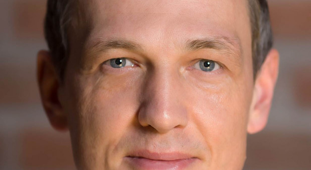 Artur Ostrowski to menedżer z ponad 20-letnią praktyką w branży telekomunikacyjnej i IT. Fot. mat. prasowe Artur Ostrowski wszedł do zarządu enxoo