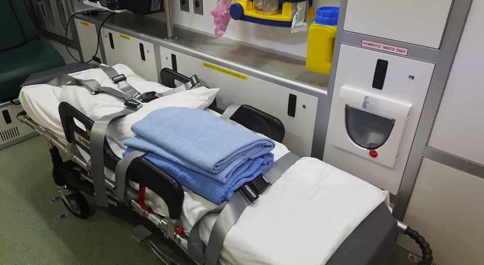 Akt oskarżenia zawiera cztery zarzuty dotyczące mobbingu połączonego ze znęcaniem się psychicznym nad podwładnymi oraz trzy zarzuty dotyczące znęcania się psychicznego. (fot. pixabay.com) Skandal w krakowskim pogotowiu. Kierowniczka oskarżona o mobbing