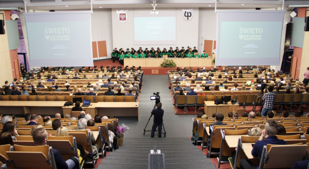 Uczelnia wygrała w konkursie 800 tys. euro (fot. pb.edu.pl) 800 tysięcy euro na mobilność edukacyjną dla Politechniki Białostockiej
