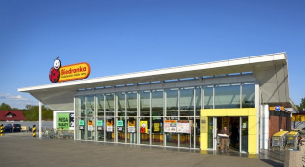 Pozew ma dotyczyć niezachowania 30-dniowego terminu na rozpatrzenie stanowiska organizacji związkowych na zaproponowane zmiany w regulaminach. (fot.shutterstock.com) Spór zbiorowy w Biedronce. Związkowcy złożą też pozew przeciwko sieci