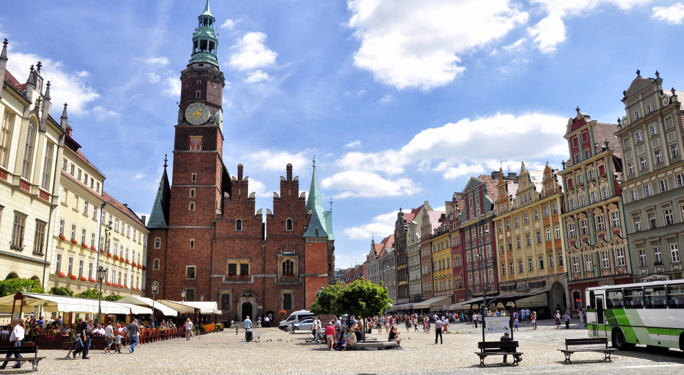 Wrocław to najtańsza opcja na spędzenie nadchodzącego długiego sierpniowego weekendu. (Fot. Pixabay) Sierpniowy długi weekend? Polacy stawiają na city break