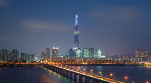 Stolica Korei Południowej - Seul (fot. Shutterstock.com) Korea Południowa skróciła tydzień pracy i pensje spadły