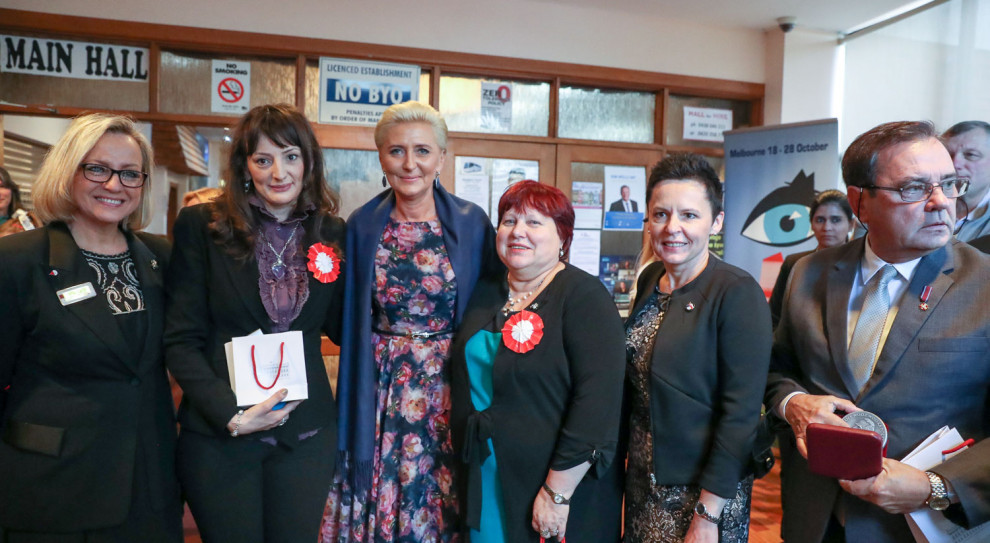 Agata Kornhauser-Duda w Domu Polskim Syrena w Rowville (fot.prezydent.pl/Grzegorz Jakubowski) Pierwsza dama spotkała się z nauczycielami i dzićmi w Domu Polskim w Australii