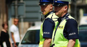 Komendant Główny Policji poinformował, że wznawia wypłaty wydatków osobowych dla policjantów. fot.:policja.pl KGP: wznawiamy wypłaty dodatków dla policjantów