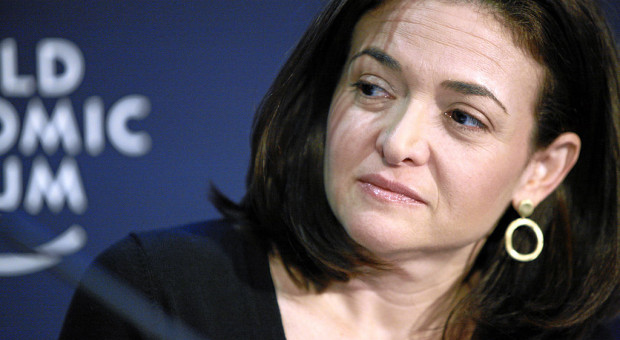 Jedną z przesłuchiwanych ma być szef operacyjny (COO) Sheryl Kara Sandberg. Fot. wikipedia/CC 2.0 Amerykański Senat chce przesłuchać szefów Twittera, Facebooka i Alphabetu