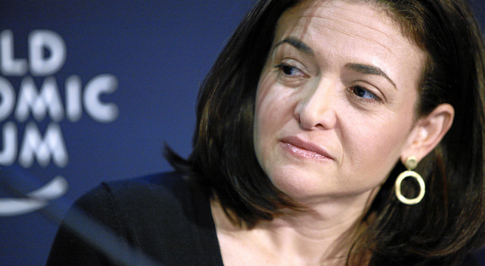 Jedną z przesłuchiwanych ma być szef operacyjny (COO) Sheryl Kara Sandberg. Fot. wikipedia/CC 2.0 Amerykański Senat chce przesłuchać szefów Twittera, Facebooka i Alphabetu