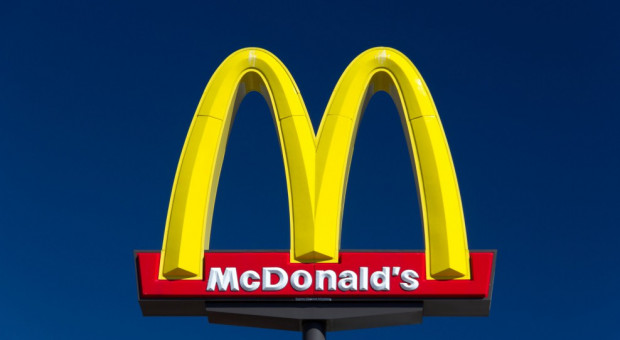 McDonald’s Polska aktywnie zachęca młodocianych do podjęcia pracy w czasie wakacji. (fot. mat. prasowe McDonald's) Restauracje przyciągają młodocianych pracowników
