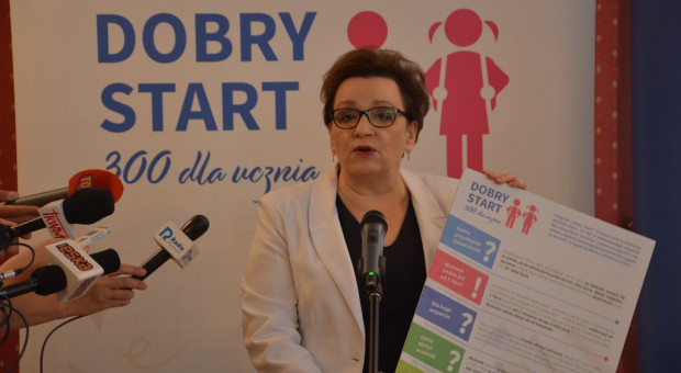 MEN podkreśla, że nakaz zatrudniania na umowę o pracę będzie dotyczył tylko nauczycieli i nauczycieli specjalistów (na zdjęciu Anna Zalewska, minister edukacji, fot. MEN) Najważniejsze zmiany dla nauczycieli: awans, ocena pracy i podwyżki