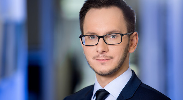 Bartosz Sroka posiada wieloletnie doświadczenie w tworzeniu i wdrażaniu strategii komunikacji korporacyjnej i kryzysowej (fot. mat. prasowe) Bartosz Sroka odpowiedzialny za kompetencje kryzysowe Grayling Poland