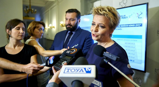 Prezydent Łodzi Hanna Zdanowska zachęca do skorzystania z programu aktywizacji (fot. Radosław Jóźwiak /UMŁ) Łódź wesprze młodych w walce z bezrobociem