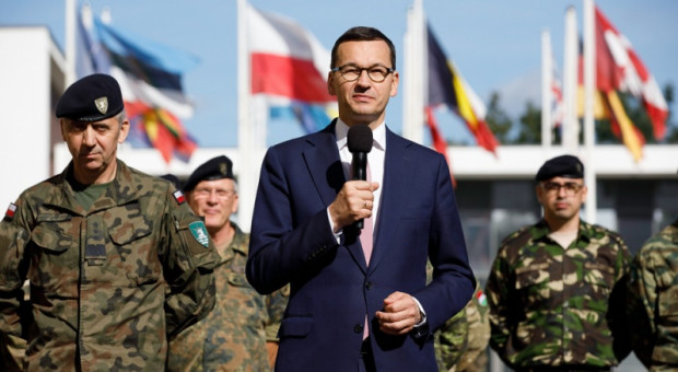 Premier uważa, że Premier: Niemiec i Francuz kupują niemieckie i francuskie towary. Polacy się wstydzą
