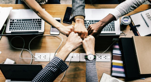 Pula pieniędzy na program Polska Wschodnia na lata 2014-2020 wynosi 2 mld euro, czyli 8,58 mld zł. (fot. pixabay.com) MIiR: z programu Polska Wschodnia skorzystało 457 firm oraz 210 start-upów