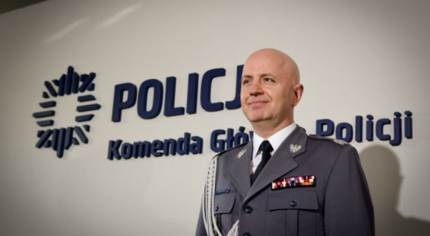 Jest to najlepszy prezent, jaki możemy otrzymać za codzienną wytężoną pracę, trud i poświęcenie policjantów i pracowników Policji z całego kraju - zaznaczył Komendant Główny Policji gen. insp. Jarosław Szymczyk w przesłanym (fot. MSWiA) Jarosław Szymczyk: Dziękuję obywatelom za tak wysokie zaufanie do polskiej Policji