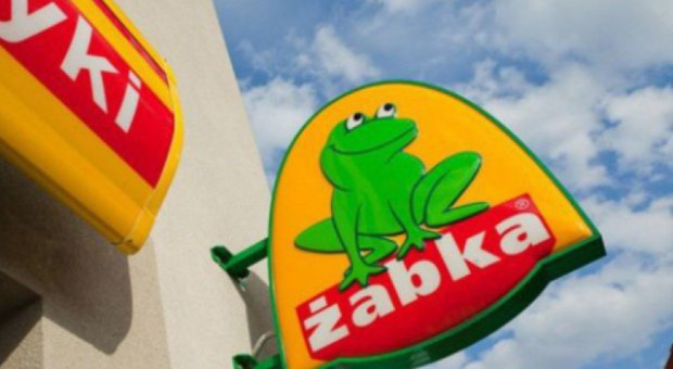 Żabka będzie mogła legalnie działać w dni wolne od handlu (fot. Żabka Polska) Żabka otwarta w niedziele. Legalnie
