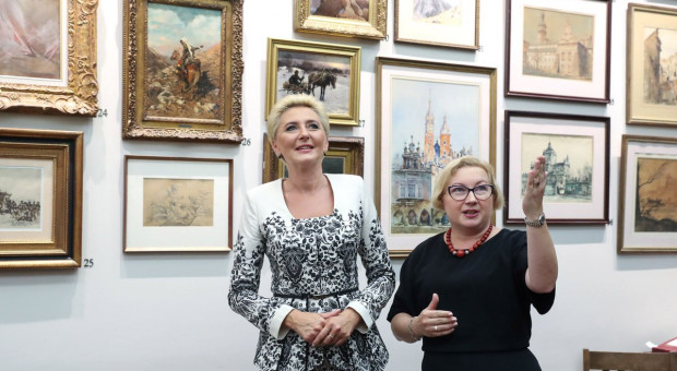 List Agaty Kornhauser-Dudy do uczestników odczytał prowadzący galę Krzysztof Ibisz. (fot. KRPM) Pierwsza dama: Pracujący niepełnosprawni w niczym nie ustępują pełnosprawnym