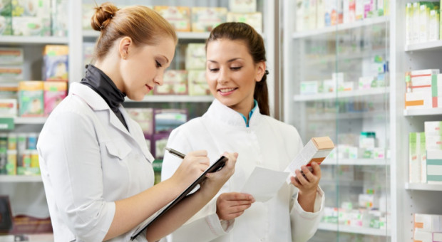 Firmy farmaceutyczne coraz większą uwagę zwracają na zdolności przywódcze oraz zaangażowanie kandydata (fot.fotolia) Tak się zarabia w sektorach farmaceutycznym oraz sprzętu medycznego